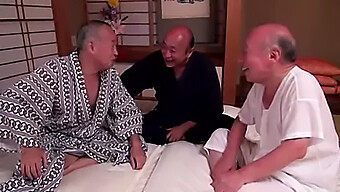 ¡bellezas Asiáticas Con Grandes Tetas Celebran Con Shigeo Tokuda Y Sus Amigos! ¡d!