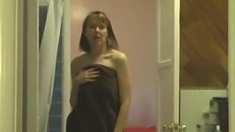 Stepmom'S Secret Shower Time: A Voyeuristic Joi Experience