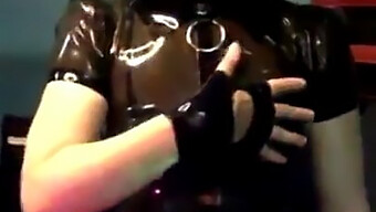 Amateur Bdsm With High-Quality Video Of Bound Pussies