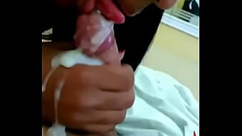 Novinha From Campinas-Sp Receives Cumshot In Her Mouth After Intense Sex